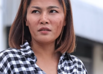 D1401265 เขาค ดว าเธอตาบอดแต ความจร งเธอเห นท กอย าง (หน งส น) สามโคกฟ part2